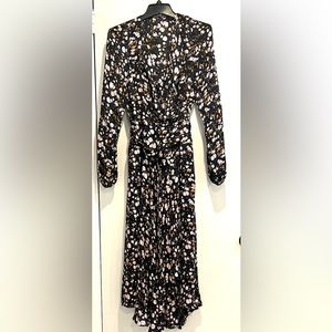 A.L.C wrap dress with belt. Size 6. Excellent like new. Silk.